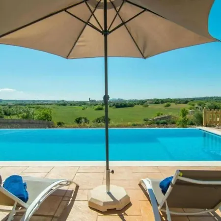 Sa Font Villa Petra (Mallorca)